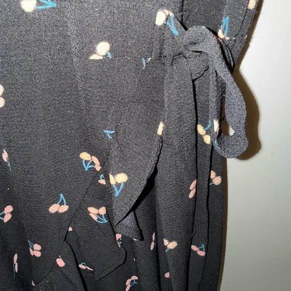 Xhilaration Black and Pink Faux Wrap Ruffled Dress Size Medium - Picture 2 of 8